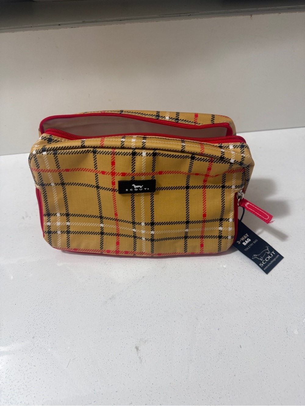 Polyester toiletry bag, SCOUT 3-Way Bag in Burrrberry plaid pattern
